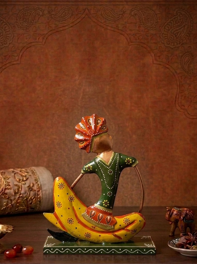 梵韻樂師：印度復古斑斕鐵藝工藝品三件套 Mystic Rhythms: Vintage Hand-Painted Iron Musician Statues
