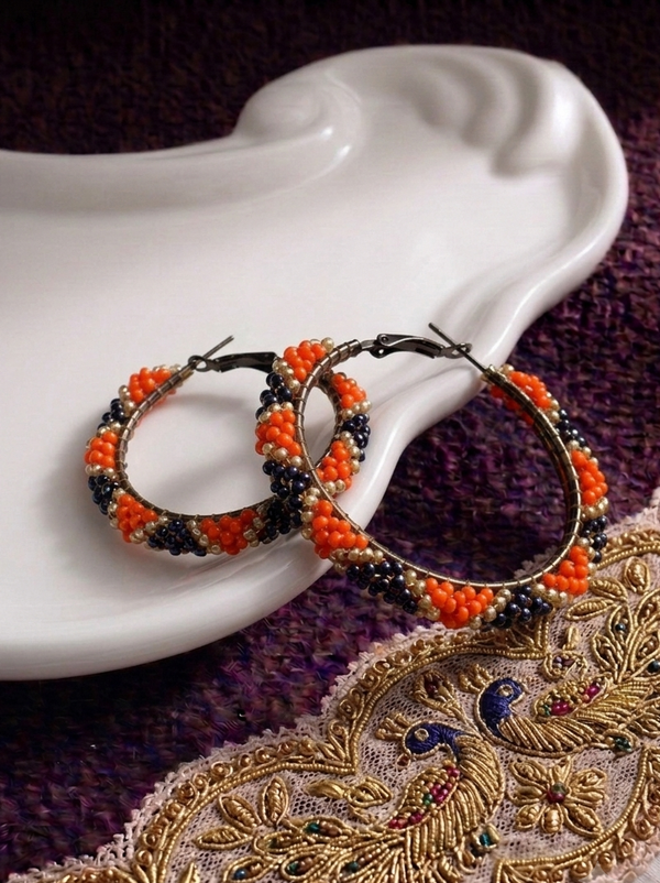 【橘黑撞色】波希米亞風手工幾何串珠圈圈耳環 Orange & Black Handmade Bohemian Geometric Beaded Hoop Earrings
