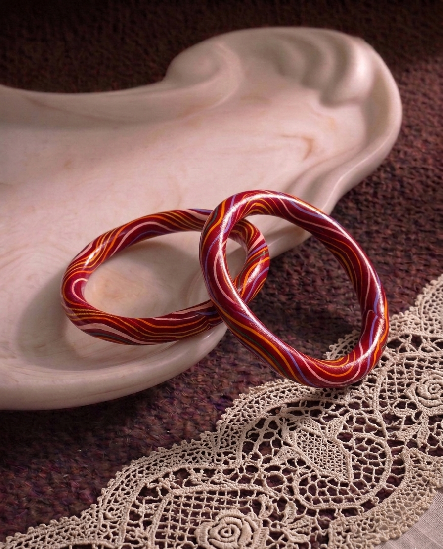 脈動之環 — 緋紅線律 Pulsing Vitality Bangle — Crimson Rhythm